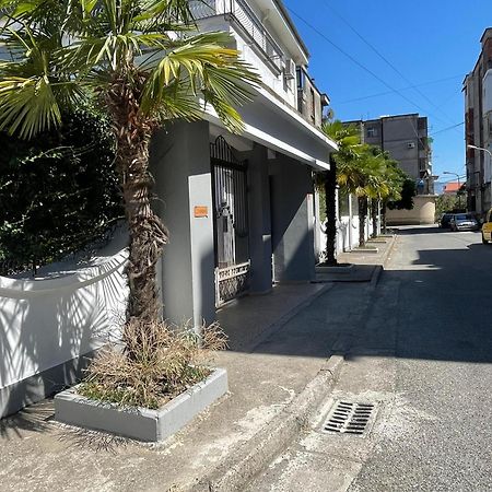 Las Palmas Guesthouse Шкодер Екстер'єр фото