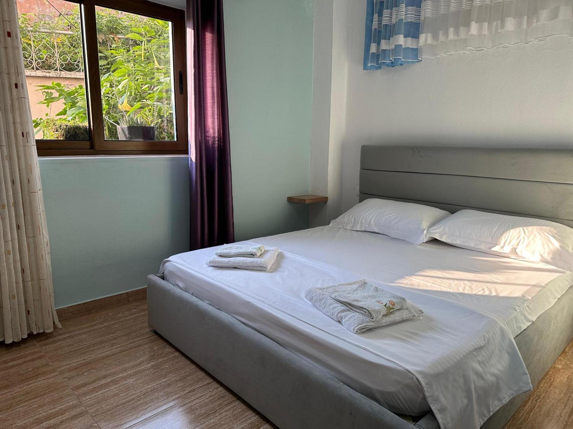 Las Palmas Guesthouse Шкодер Екстер'єр фото