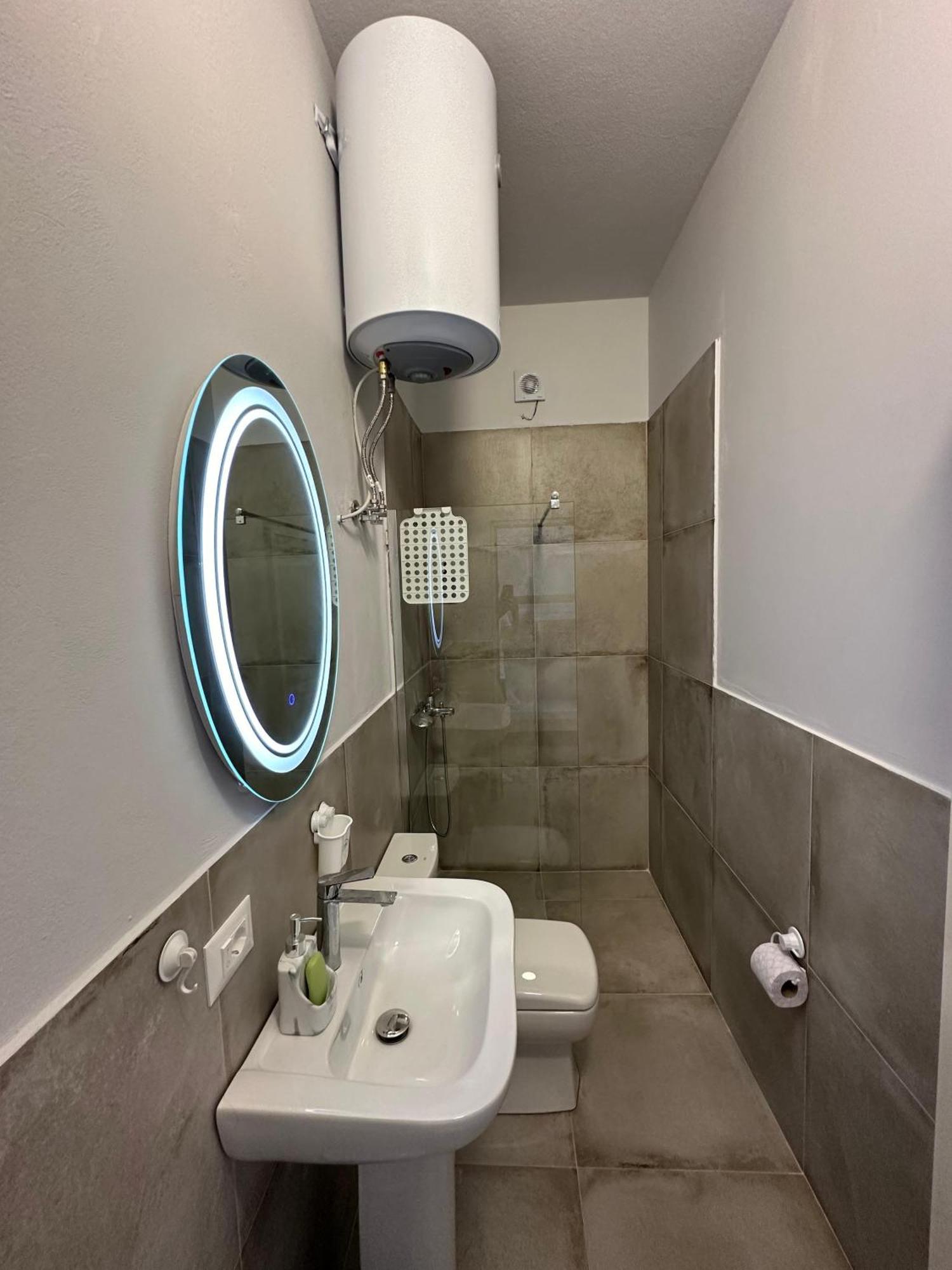 Las Palmas Guesthouse Шкодер Екстер'єр фото