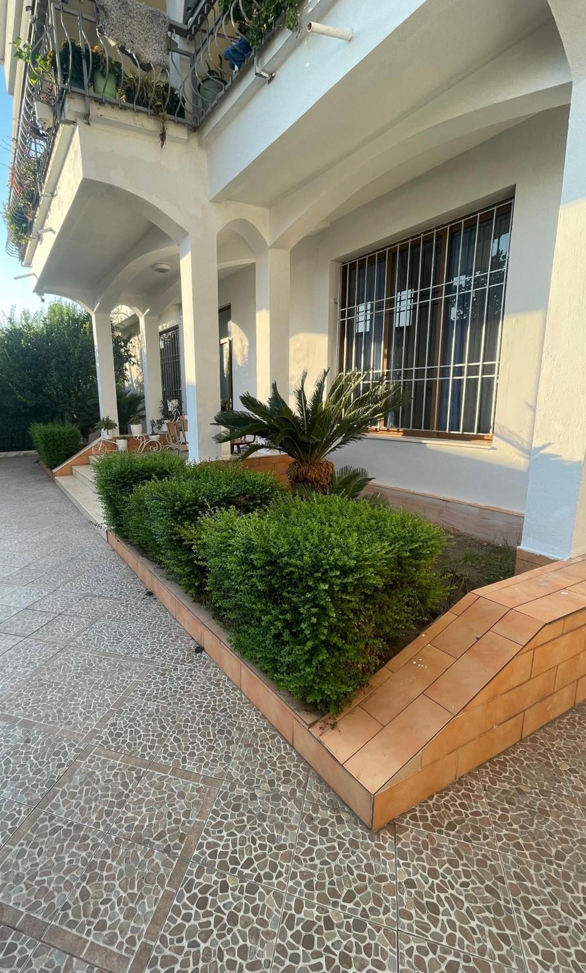 Las Palmas Guesthouse Шкодер Екстер'єр фото